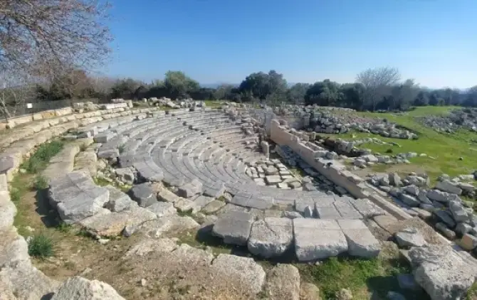 Teos Antik Kenti - İzmir Mekan Rehberi