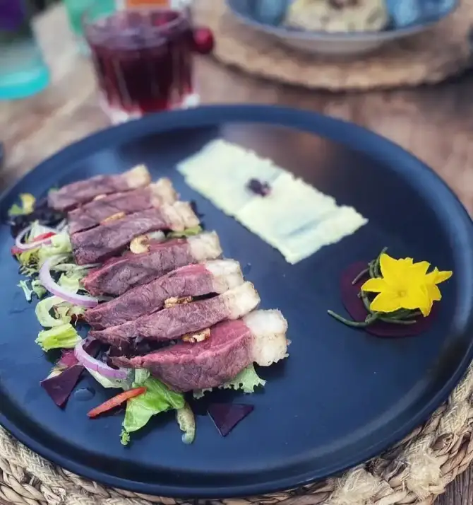The Guru Urla Steakhouse - İzmir Mekan Rehberi