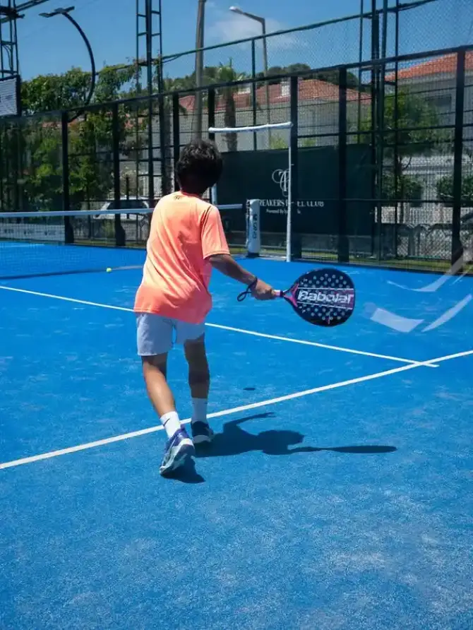 Tiebreakers Tenis Padel Club - İzmir Mekan Rehberi