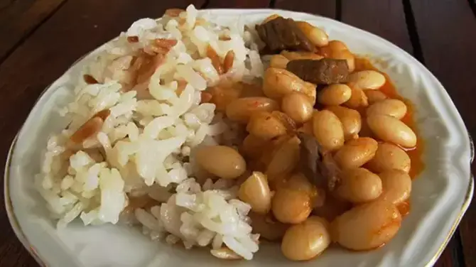 Totonun Lokantası Kınık - İzmir Mekan Rehberi
