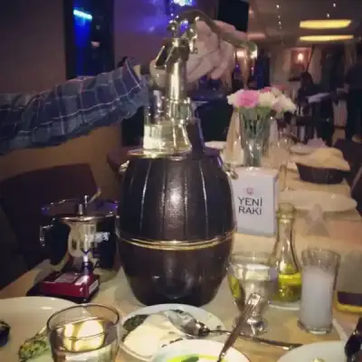 Tulumbalı Meyhane - İzmir Mekan Rehberi