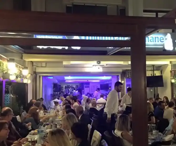 Tulumbalı Meyhane - İzmir Mekan Rehberi