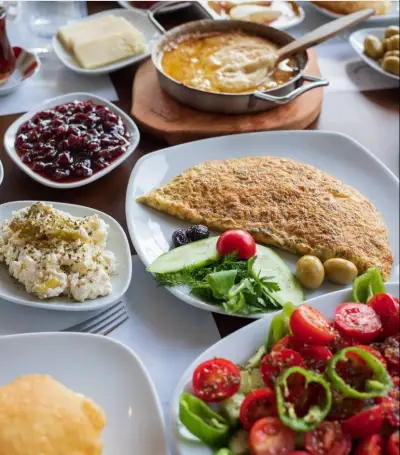 Tuzu Biberi Karşıyaka - İzmir Mekan Rehberi