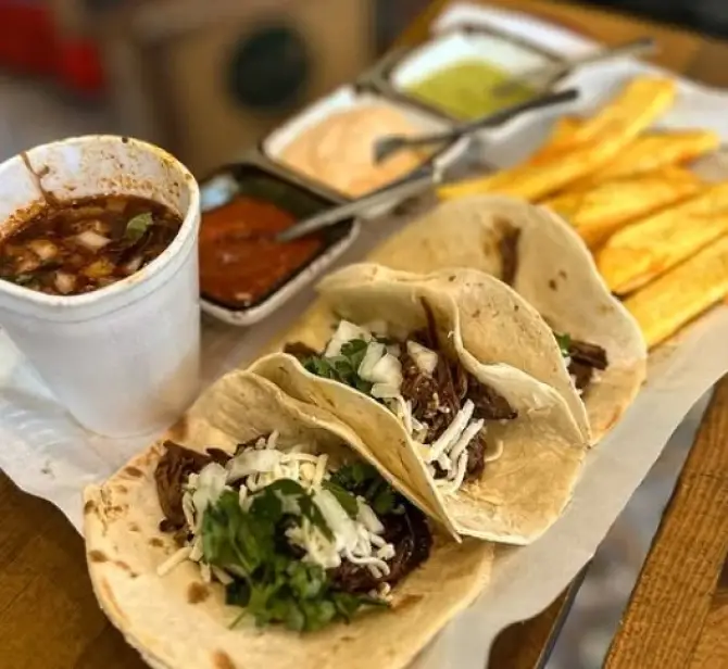 Two Amigos Taco - İzmir Mekan Rehberi