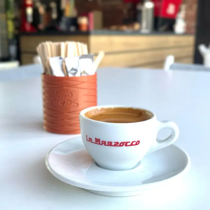 Two Cups - Coffee Bar & Roastery - İzmir Mekan Rehberi