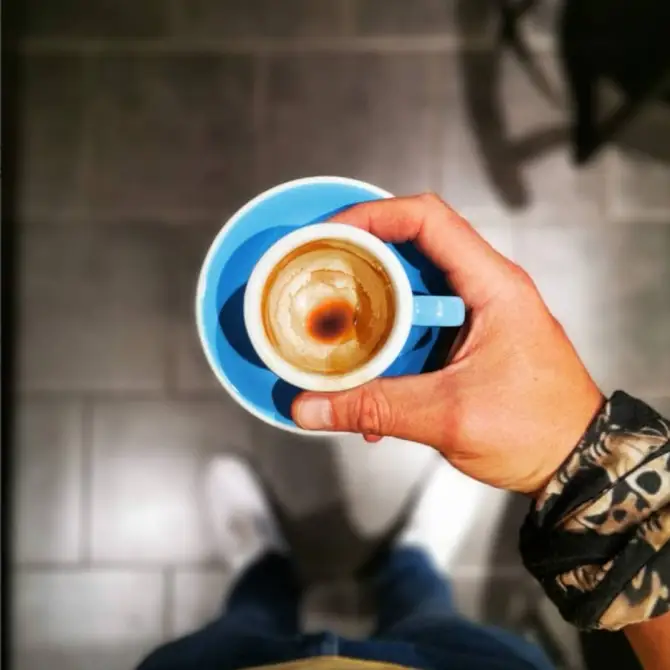 Uggla Coffee - İzmir Mekan Rehberi