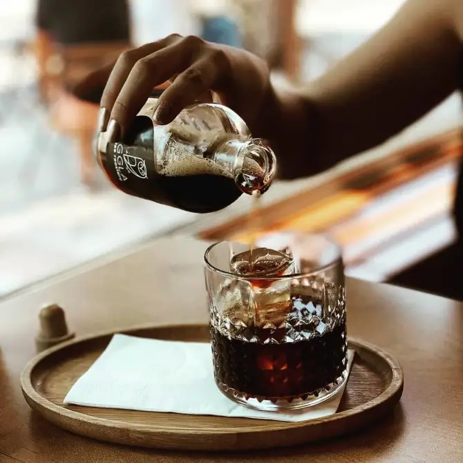 Uggla Coffee - İzmir Mekan Rehberi