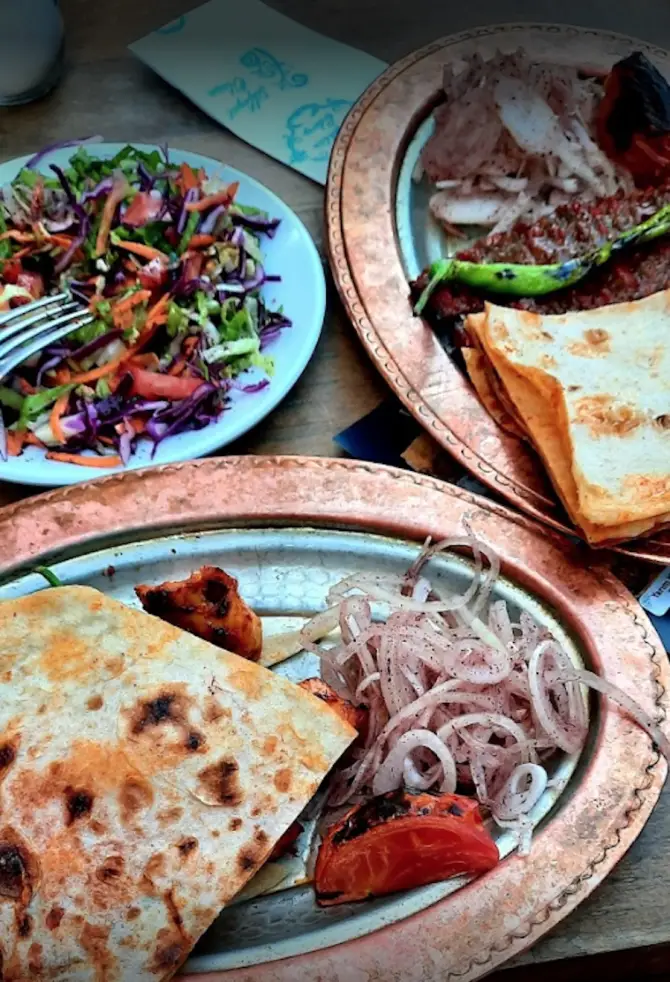 Urfa Dürüm Evi Alsancak - İzmir Mekan Rehberi