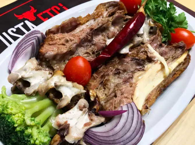 USTA ETÇİ RESTAURANT - İzmir Mekan Rehberi