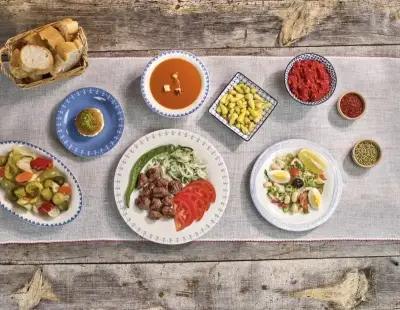 Vefalı Köfteci Urla - İzmir Mekan Rehberi