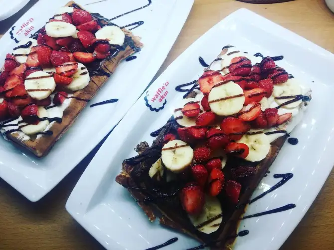 Waffle'cı Akın - İzmir Mekan Rehberi