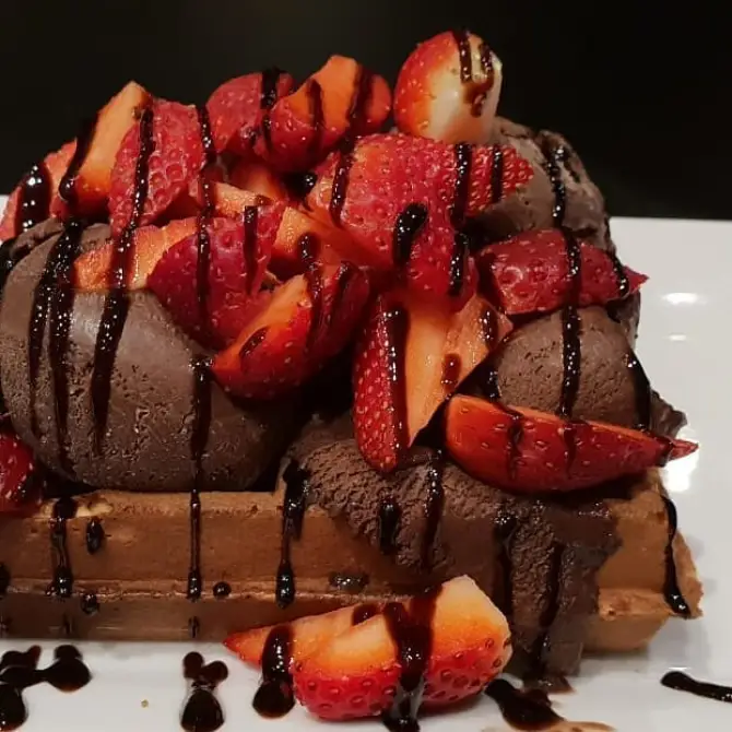 Waffle'cı Akın - İzmir Mekan Rehberi