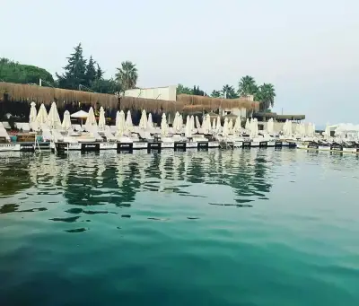 White Beach Ayayorgi fotoğraf 4 - İzmir Mekan Rehberi