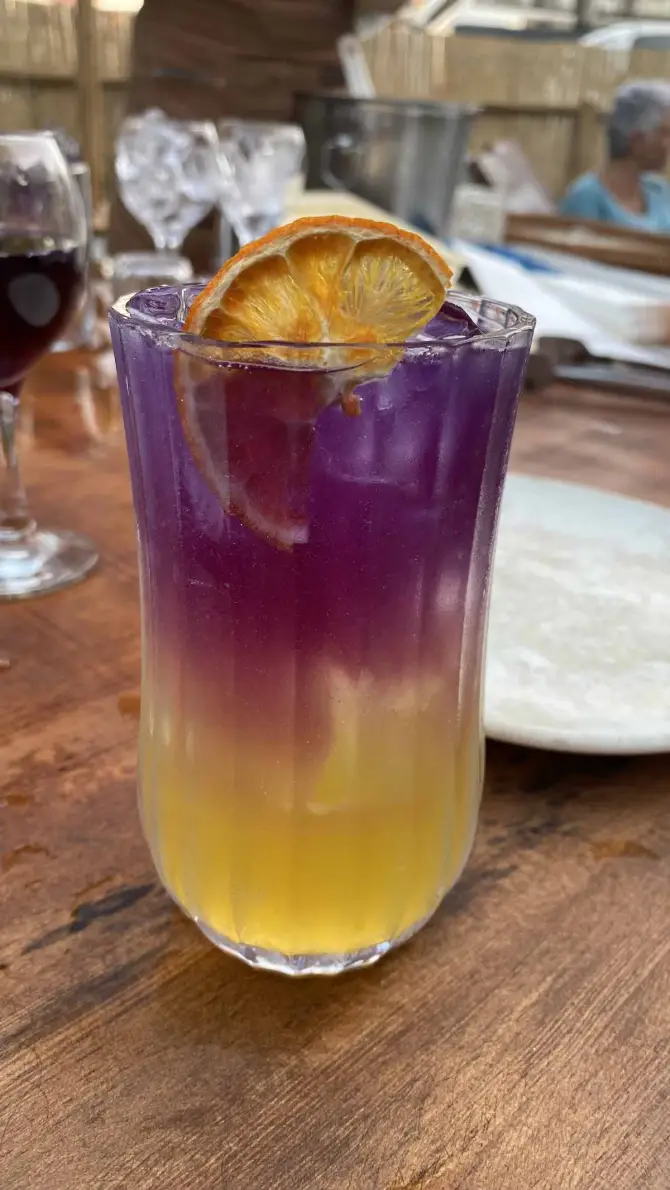 Wow Coffee And Mocktails Bornova - İzmir Mekan Rehberi