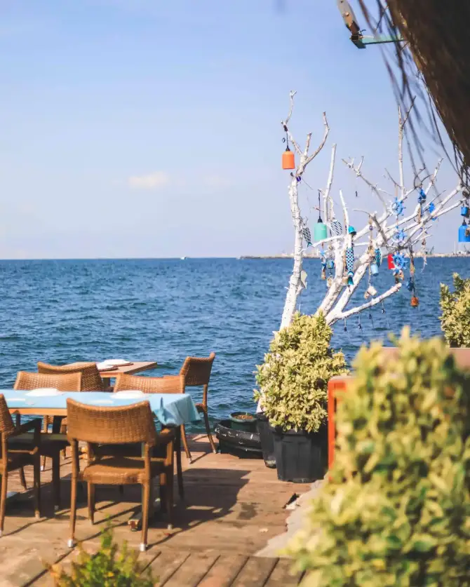 Yalı Balık Güzelbahçe - İzmir Mekan Rehberi