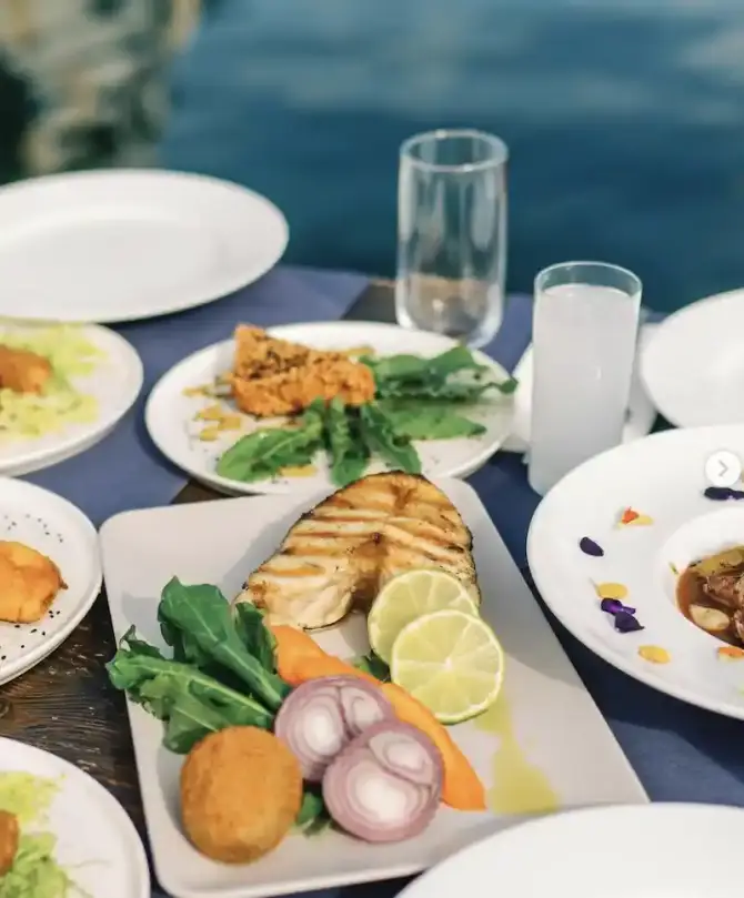 Yengeç Restaurant Urla - İzmir Mekan Rehberi