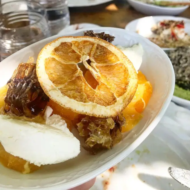 Yeniyer Alaçatı - İzmir Mekan Rehberi