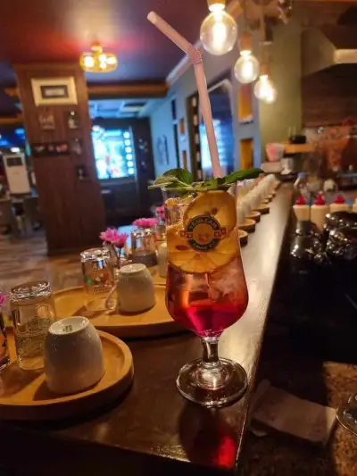 Yeşilçam Kahve Evi - İzmir Mekan Rehberi