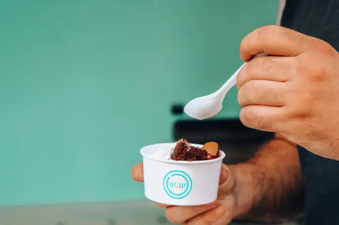 YoYo - Frozen Yogurt - İzmir Mekan Rehberi