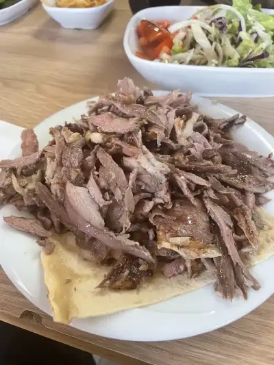 yunuz cağ kebap tabak