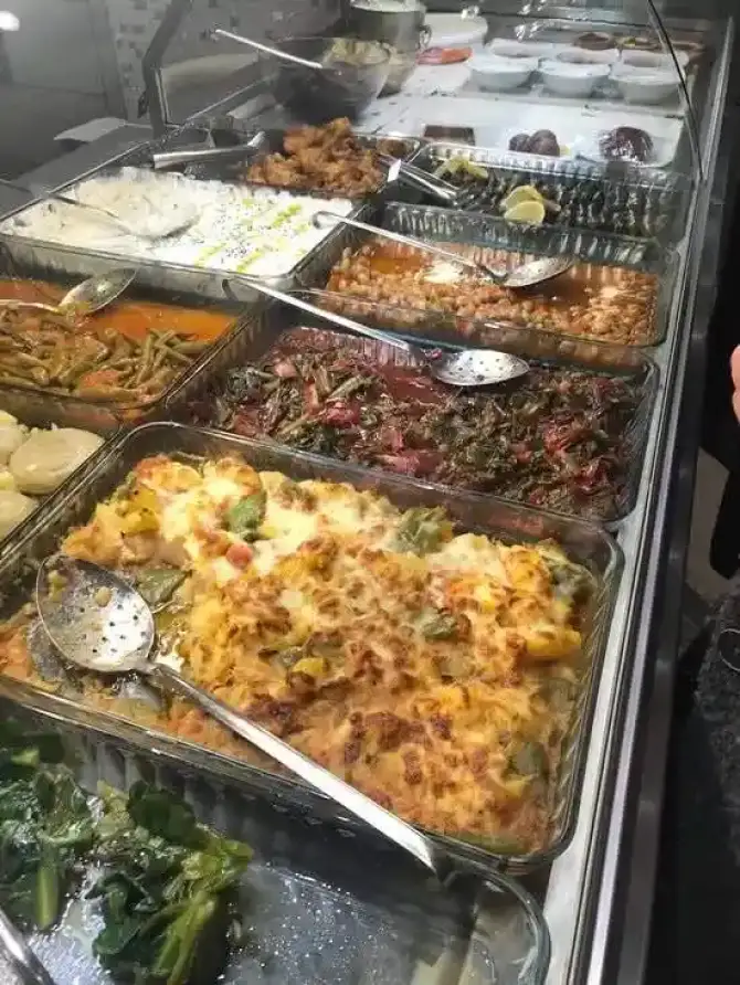 Zaim Usta Lokantası - İzmir Mekan Rehberi