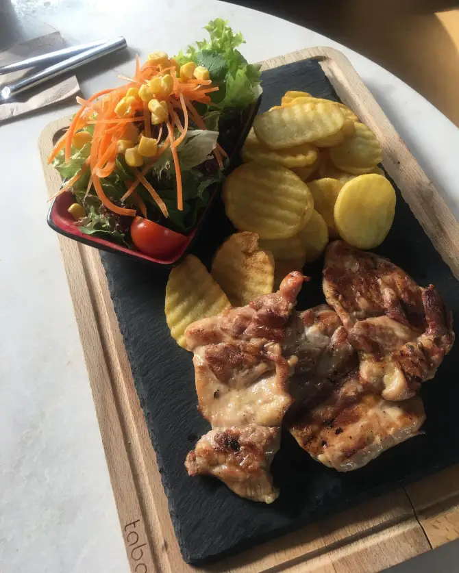 Zaz Cafe Bar  - İzmir Mekan Rehberi