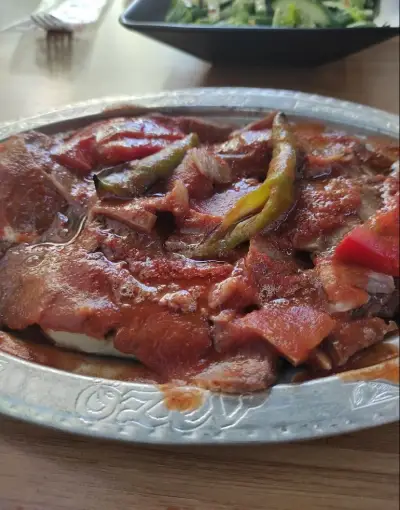 Özev İskender Döner Kebap fotoğraf 4 - İzmir Mekan Rehberi