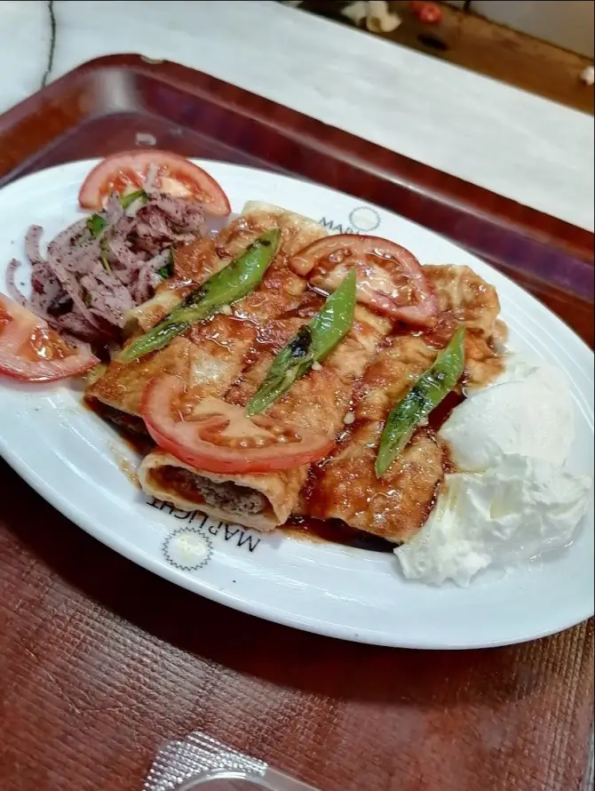 Özev İskender Döner Kebap - İzmir Mekan Rehberi