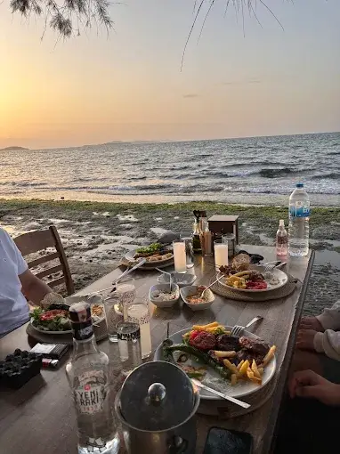 Zeytin Cafe & Restoran Urla fotoğraf 4 - İzmir Mekan Rehberi