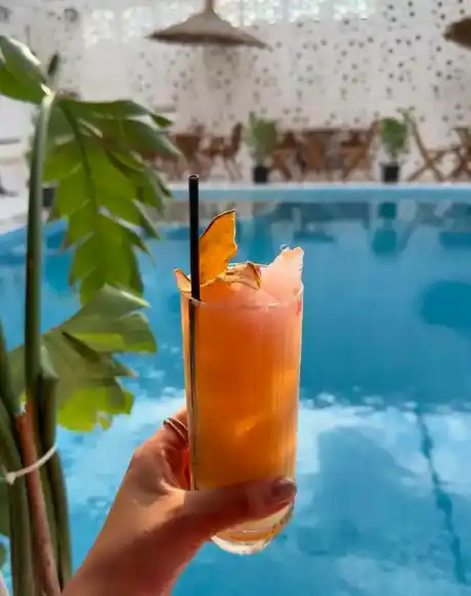 Zoi Terrace - İzmir Mekan Rehberi