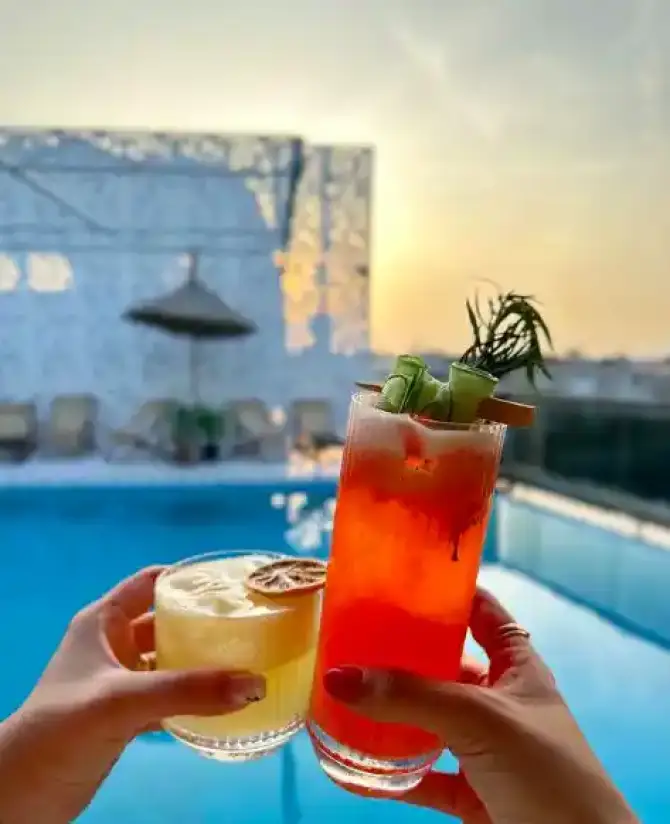 Zoi Terrace - İzmir Mekan Rehberi