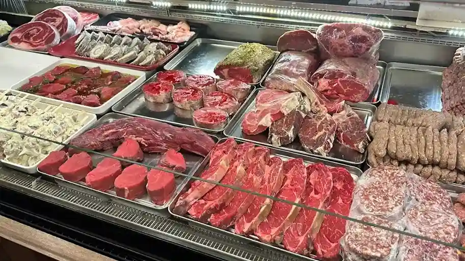 Dönerin Kitabı Burada Yazılıyor: Kasap Fuat’ta Gerçek Yaprak Döner Deneyimi