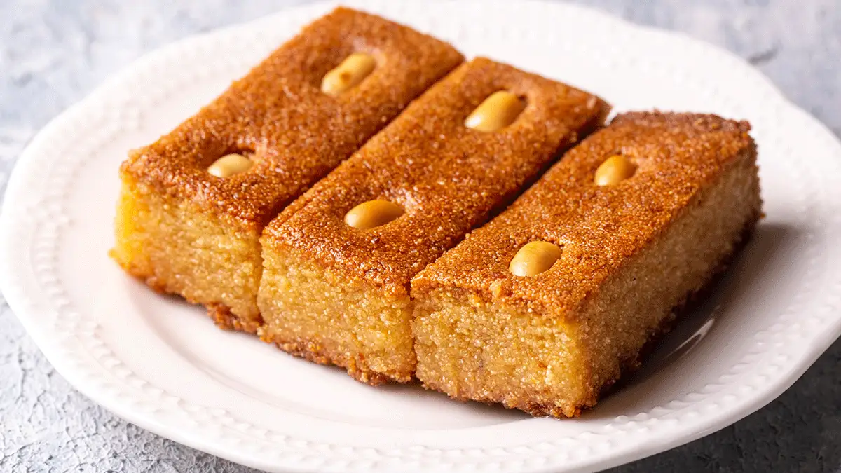 İzmir Sokaklarının Tatlı Klasiği: Şambali Tatlısı Nedir, Nasıl Yapılır? - İzmir Mekan Rehberi