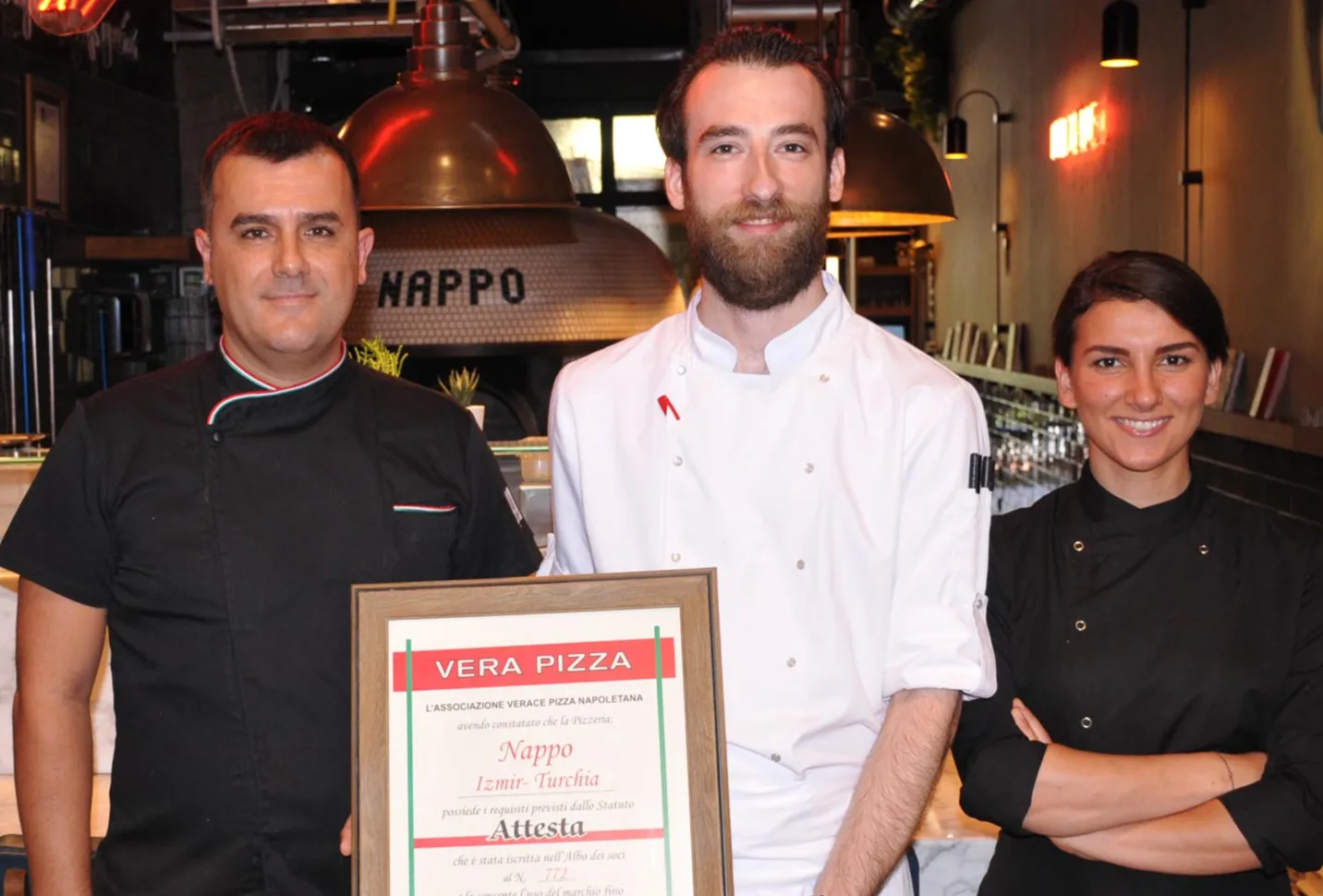 Nappo Pizza'ya Büyük Onur! - İzmir Mekan Rehberi