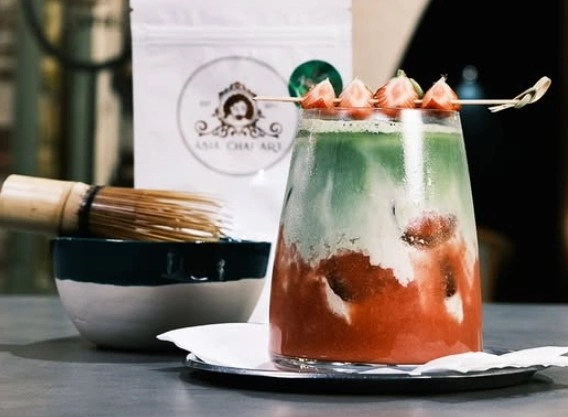 İzmir Alsancak'ta Matcha Severler İçin Yeni Bir Rota: Roma Coffee Co. | İzmir Mekan Rehberi
