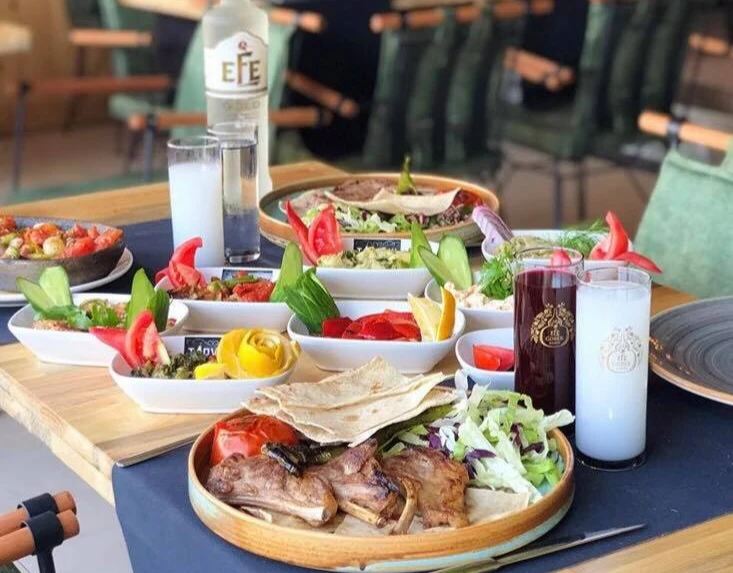 Tiryakisi olacağınız bir adres 'Tiryaki Meyhane' - İzmir Mekan Rehberi