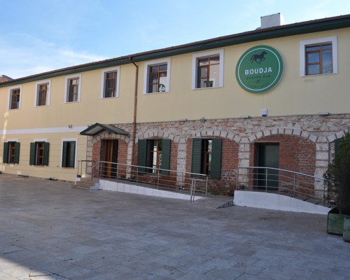 Boudja Gastro Pub - İzmir Mekan Rehberi