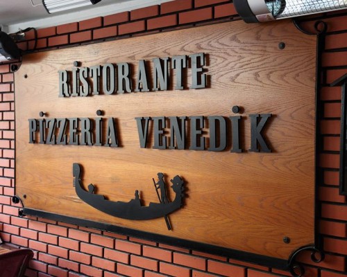 Ristorante Pizzeria Venedik - İzmir Mekan Rehberi