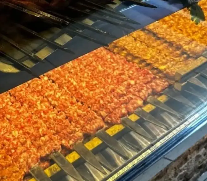 Şanlı Kebap Bornova - İzmir Mekan Rehberi