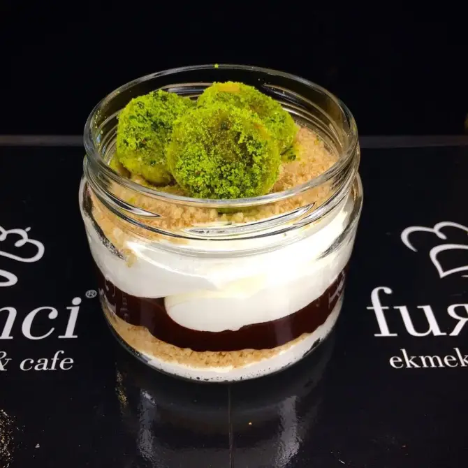 Furunci - İzmir Mekan Rehberi