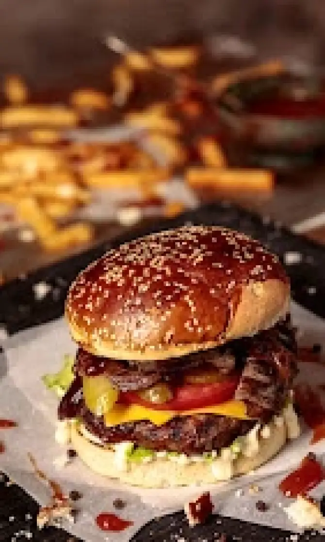 Ohannes Burger & Pub Bostanlı - İzmir Mekan Rehberi