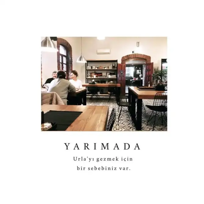 Tarihi Yarımada İşkembecisi - İzmir Mekan Rehberi