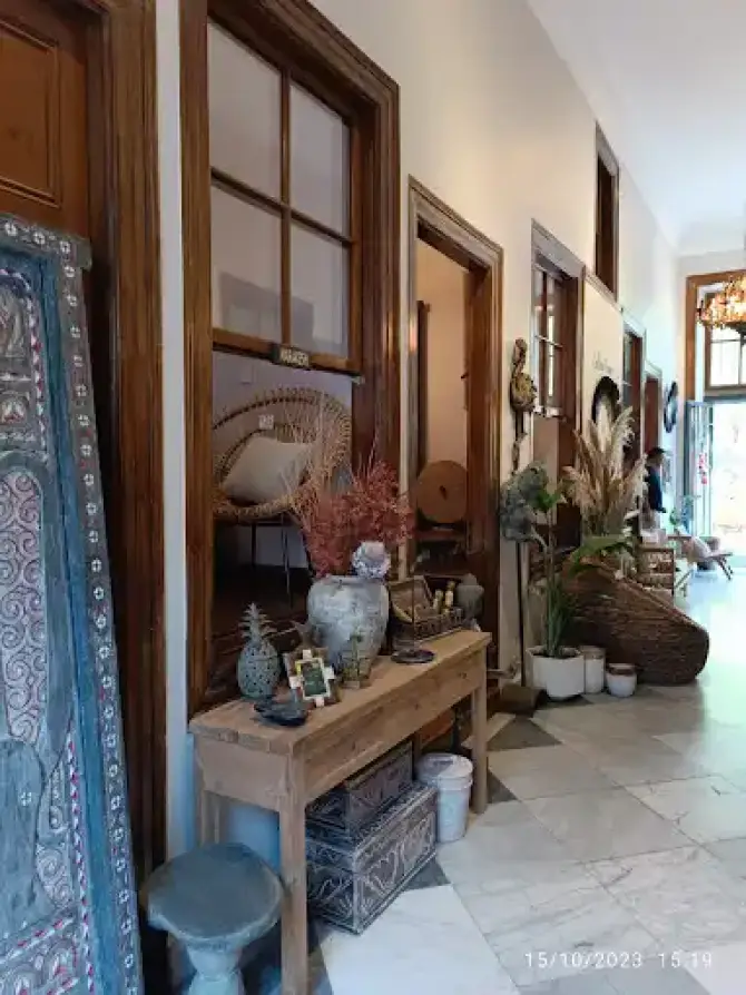 Urla Sanat Sokağı - İzmir Mekan Rehberi