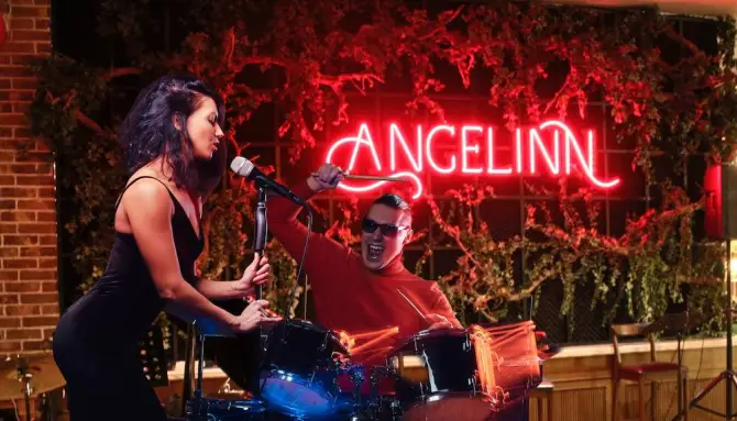 Angelinn Gastro Mavişehir - İzmir Mekan Rehberi