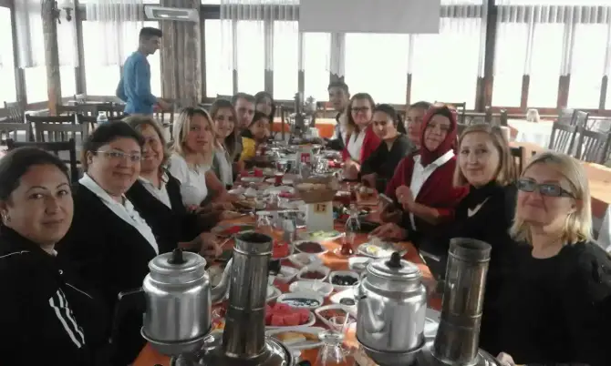 Atlı Vadi Tesisleri - İzmir Mekan Rehberi