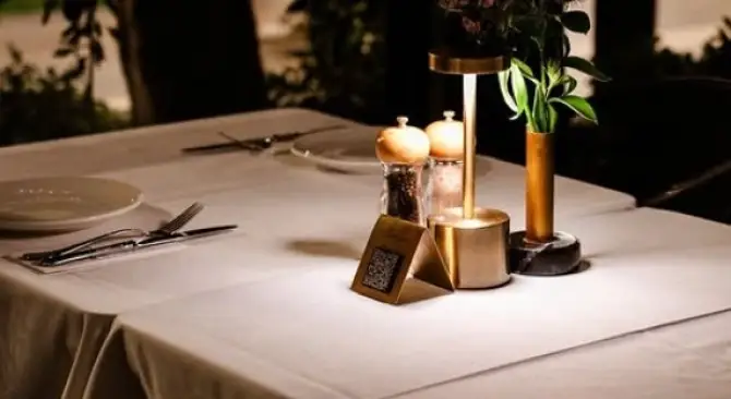 Breeze Brasserie Mavişehir - İzmir Mekan Rehberi