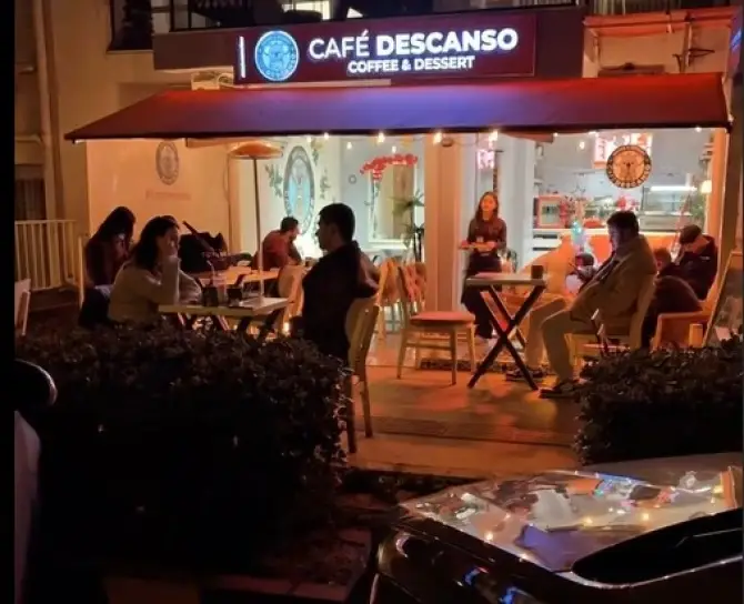 Cafe Descanso Karataş - İzmir Mekan Rehberi