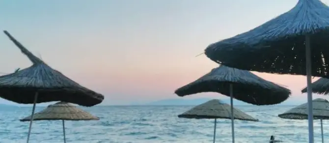Calypsodikili Beach Club Dikili - İzmir Mekan Rehberi