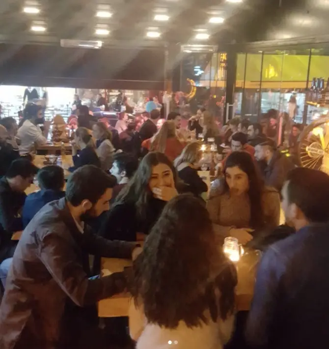 Face Cafe Bar & Lounge Bostanlı - İzmir Mekan Rehberi