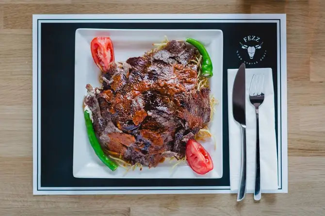 Fezz Döner - İzmir Mekan Rehberi